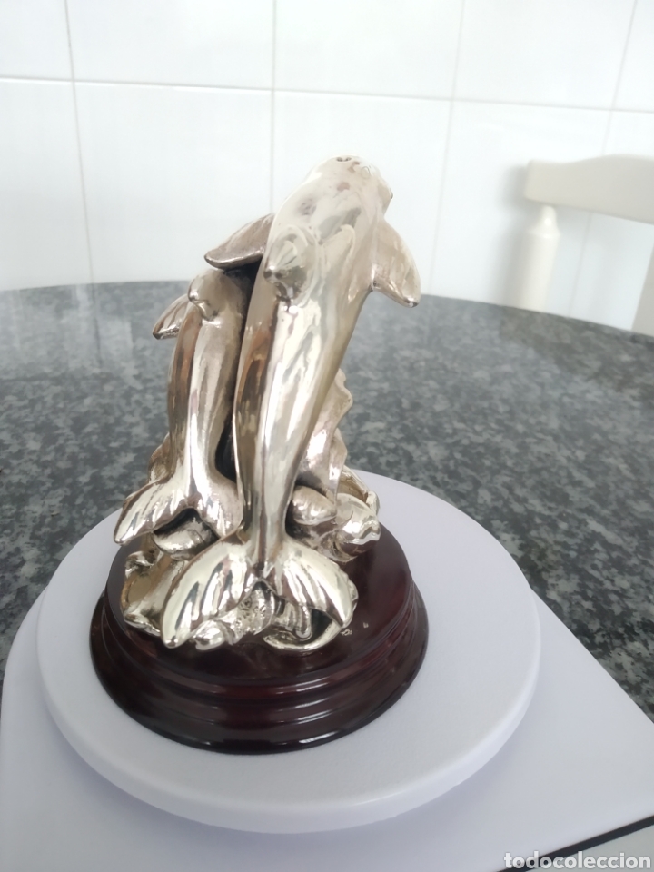 Antig&uuml;edades: Figura delfines laminado plata - Foto 4