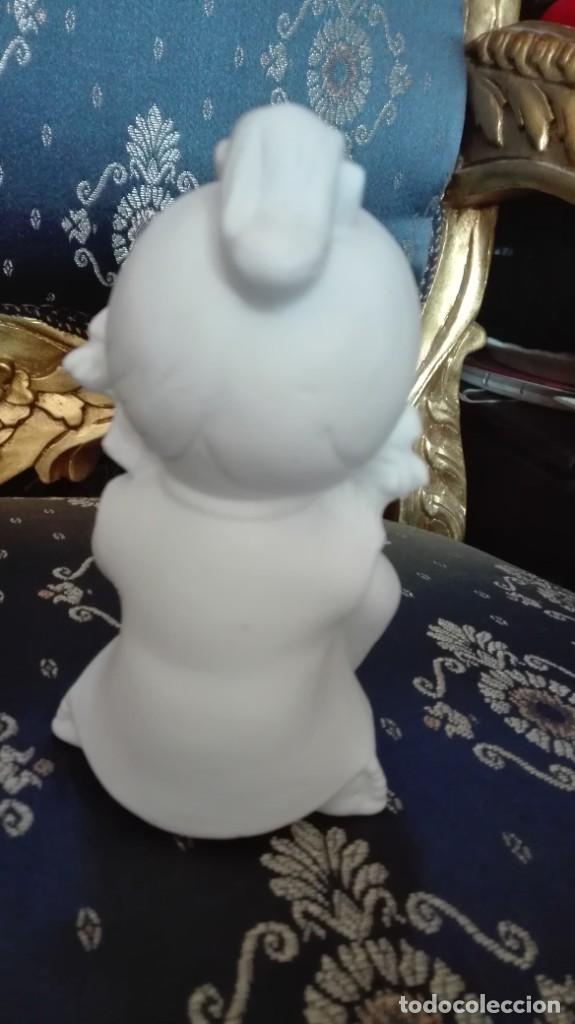 Antig&uuml;edades: Ni&ntilde;a arrodillada de biscuit - Foto 3