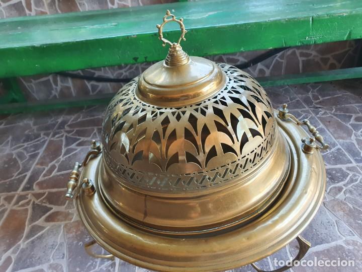 Antig&uuml;edades: Antiguo brasero de laton - Foto 2