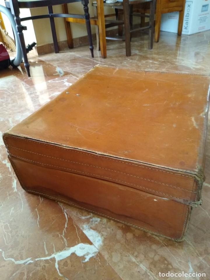 Antig&uuml;edades: Antigua maleta de cuero - Foto 2