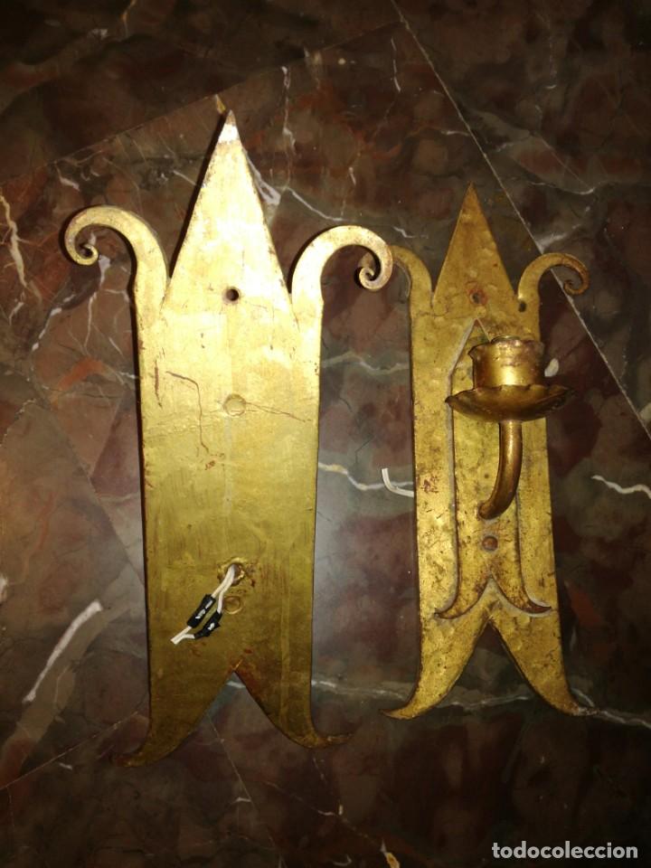 Antig&uuml;edades: Pareja de apliques de luz en forja - Foto 3