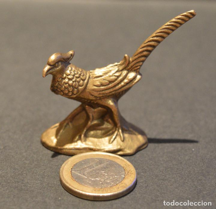 Antig&uuml;edades: GALLO DE BRONCE EN MINIATURA - Foto 7