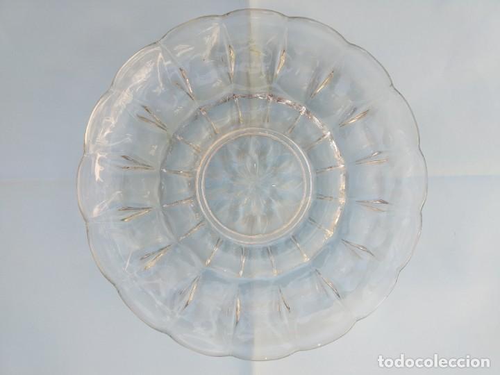 Antig&uuml;edades: PLATO CRISTAL PRENSADO - *R - Foto 1