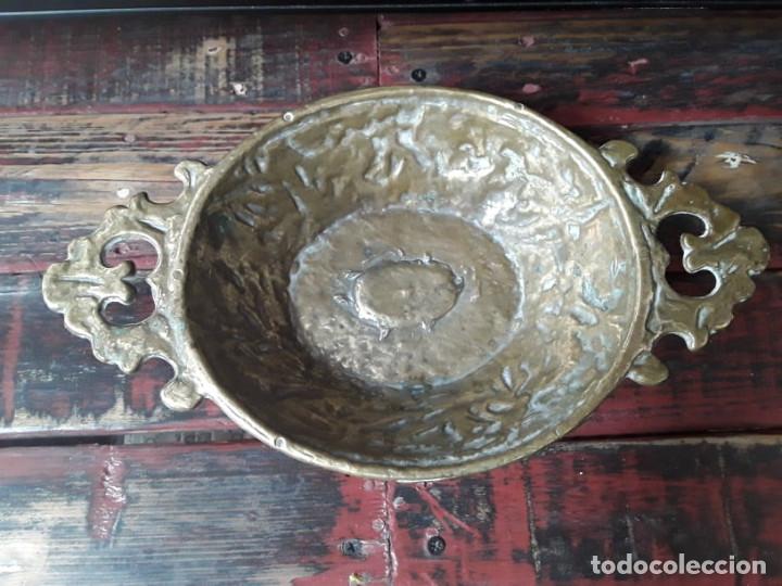 Antig&uuml;edades: Frutero de bronce a&ntilde;os 50 - Foto 1