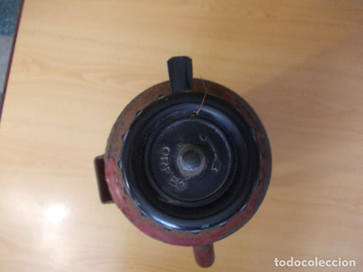 Antig&uuml;edades: Extintor &rdquo; Orfeo&rdquo; Areu Feu S.A d&eacute;cada 1970 - Foto 4