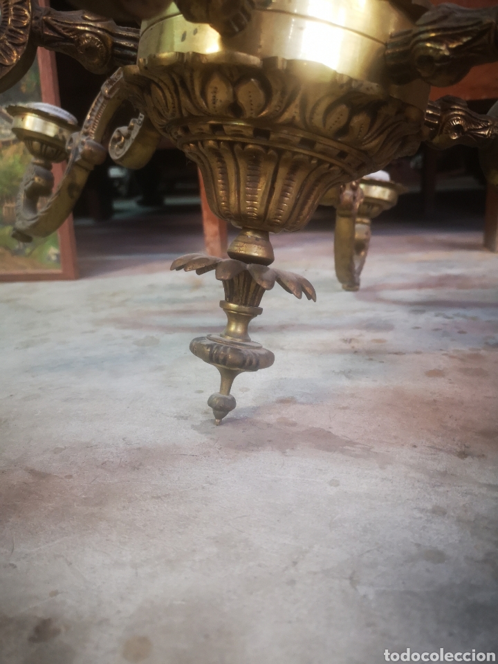 Antig&uuml;edades: Imponente l&aacute;mpara de bronce macizo. Muy pesada. 6 brazos - Foto 5
