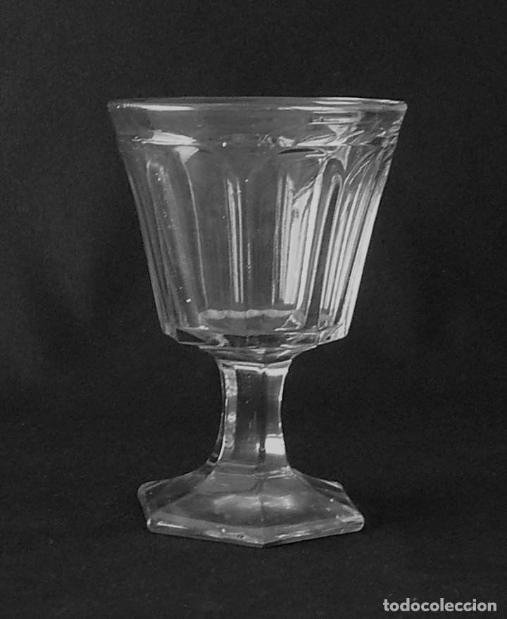 Antiguidades: Bonita copa de vidrio de la antigua fabrica de Cartagena.
