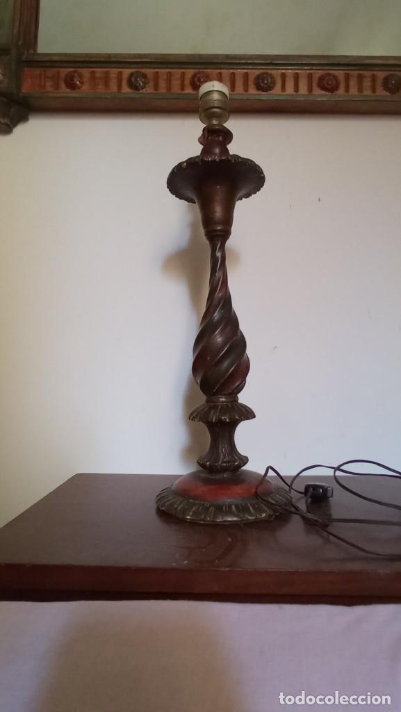 Antig&uuml;edades: Lampara sobremesa pie de madera - Foto 10