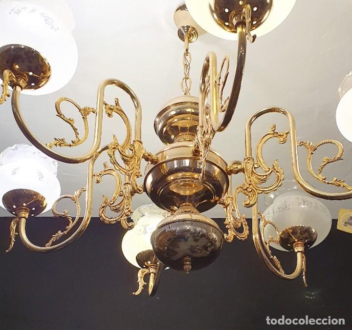 Antig&uuml;edades: LAMPARA EN BRONCE Y METAL ORO - Foto 2