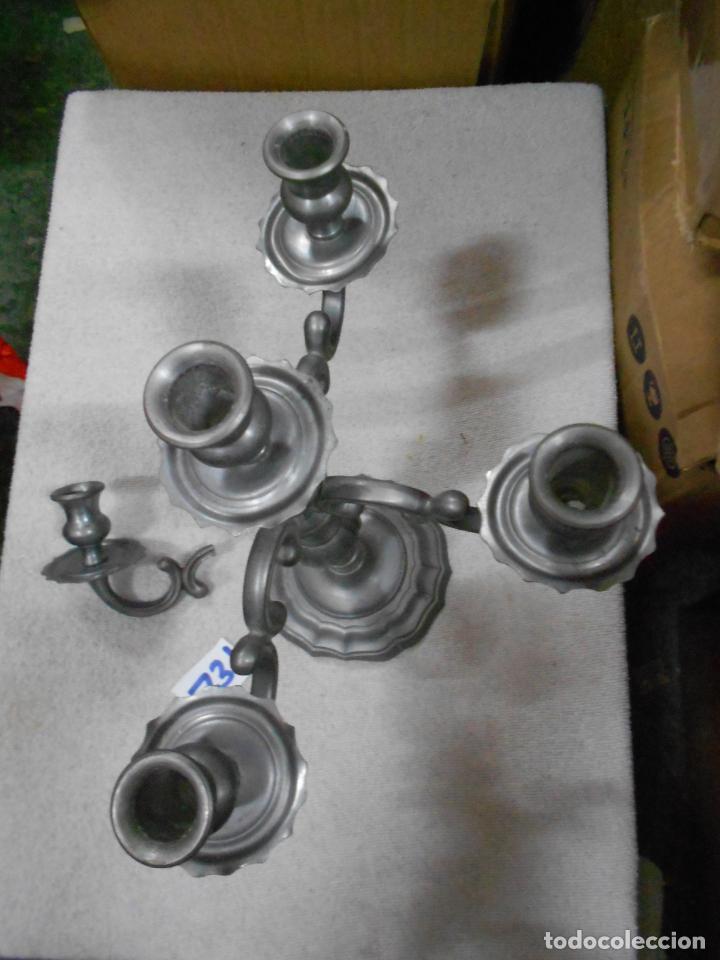 Antig&uuml;edades: ANTIGUO CANDELABRO DE METAL CON MARCA - Foto 3