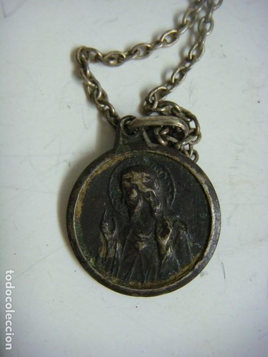 Antig&uuml;edades: MEDALLA CON SU CADENA C-N&ordm;-2 - Foto 1