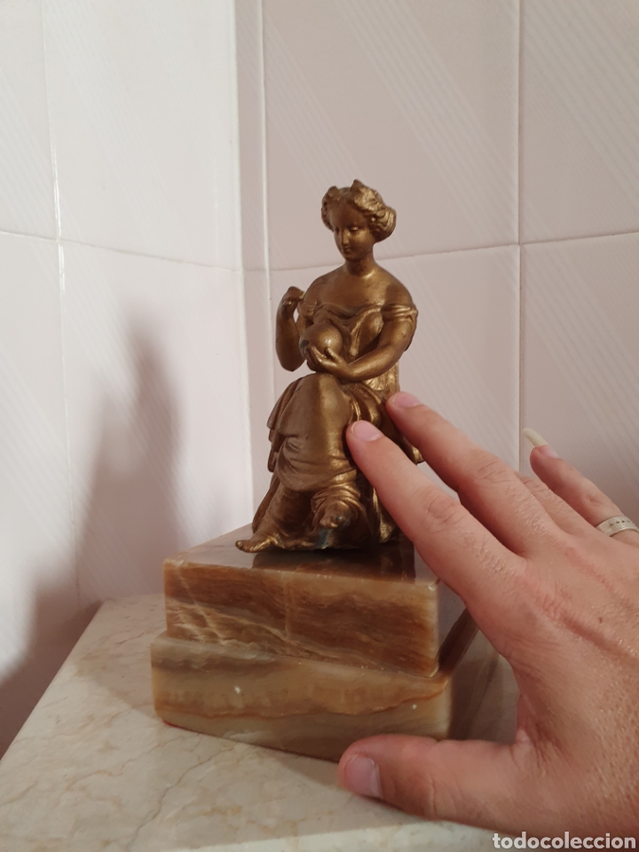 Antig&uuml;edades: ANTIGUA FIGURA DE DAMA SENTADA - Foto 11