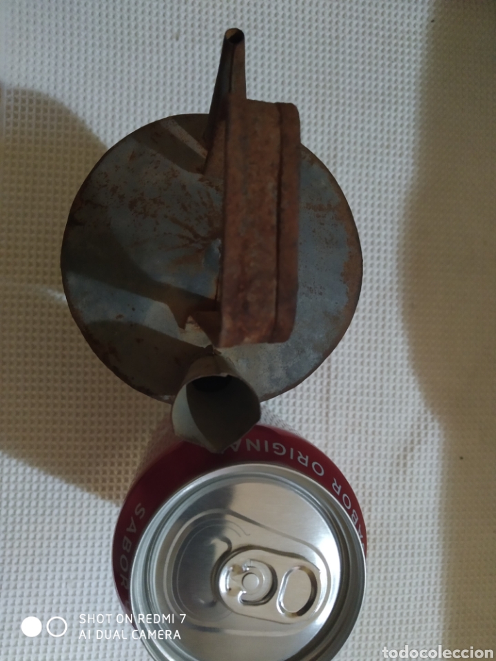 Antig&uuml;edades: Peque&ntilde;o botijo de zinc - Foto 4