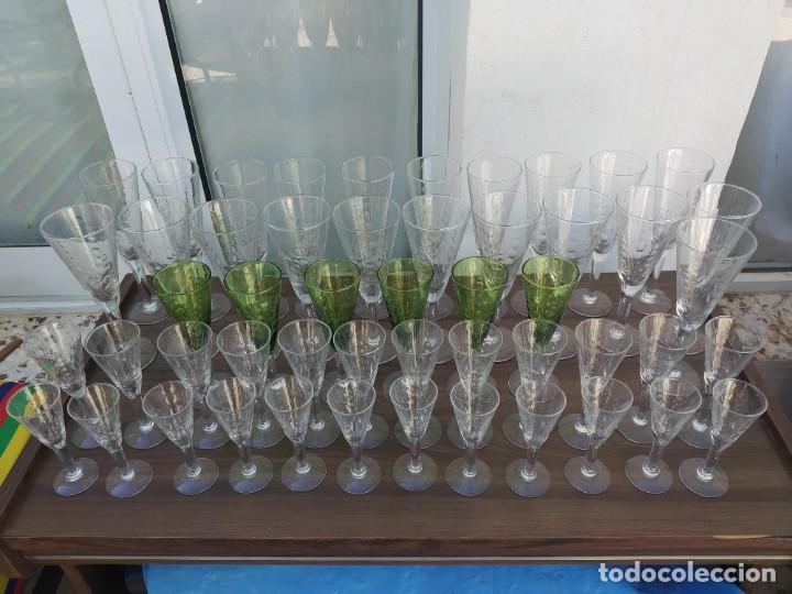 Antiquit&eacute;s: CRISTALER&Iacute;A 51 COPAS DE FINO CRISTAL GRABADO - *R