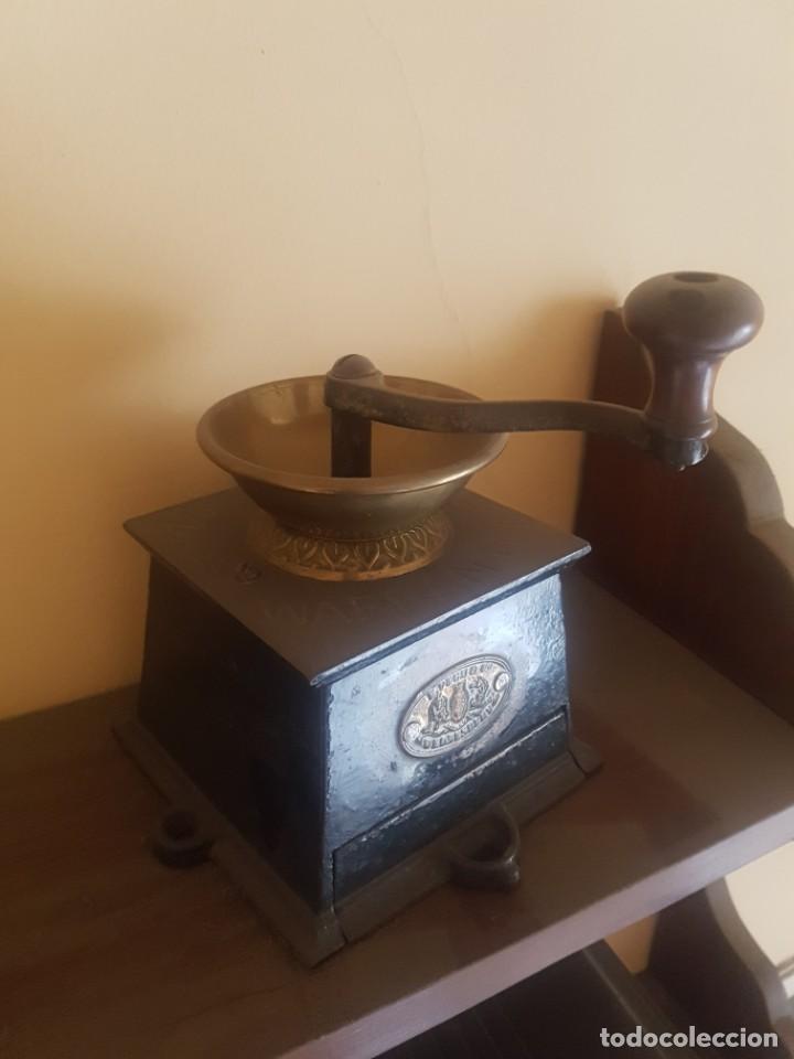 Antig&uuml;edades: Molinillo de caf&eacute; - Foto 2