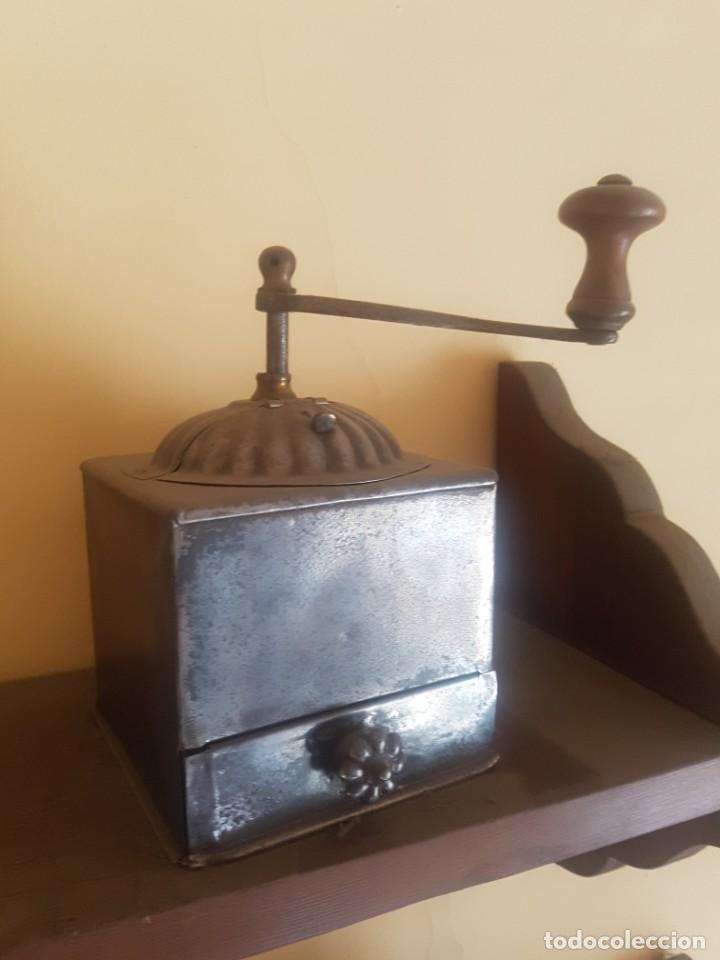 Oggetti Antichi: Molinillo de caf&eacute;