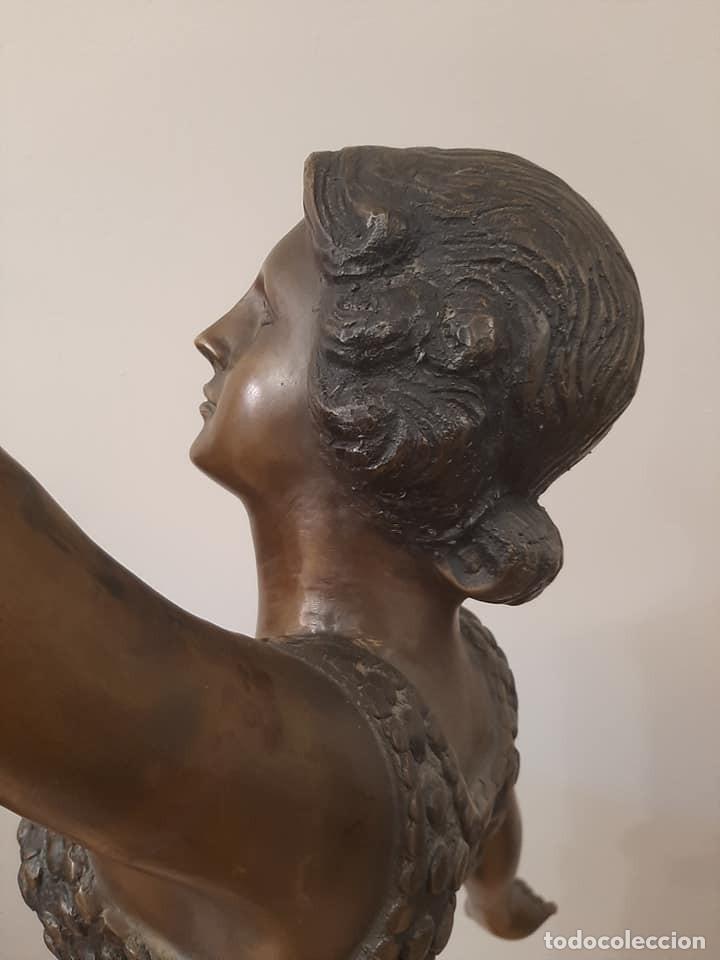 Antig&uuml;edades: Gran figura de bronce - Foto 2