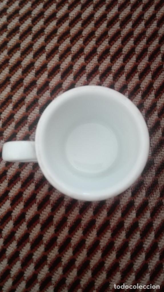 Antig&uuml;edades: Pocillo blanco de porcelana antigua - Foto 3
