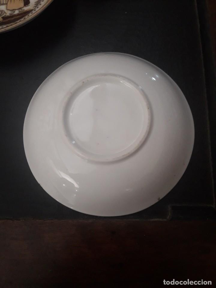 Antig&uuml;edades: juego de tazas con sus platos - Foto 3