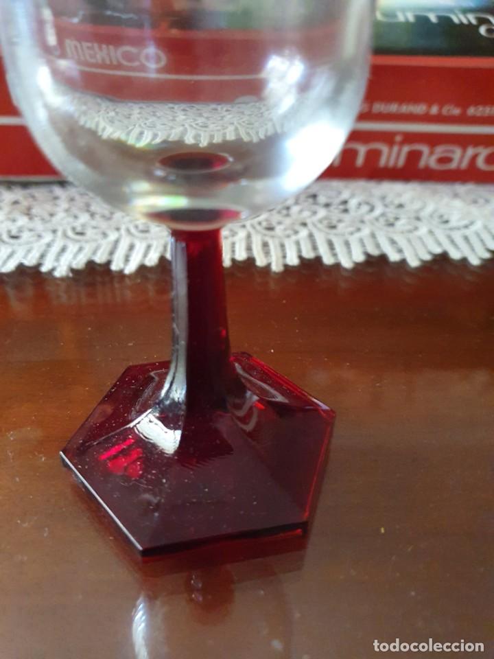 Antig&uuml;edades: Antiguo juego de copas de champ&aacute;n luminarc - Foto 3