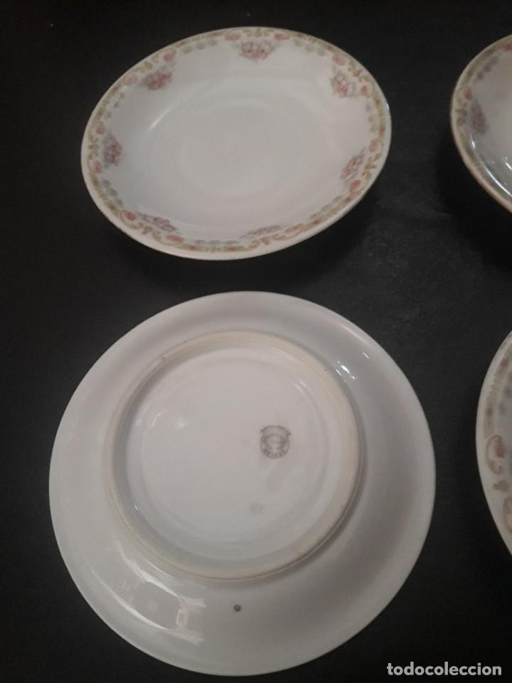 Antig&uuml;edades: 4 platos royal - Foto 2