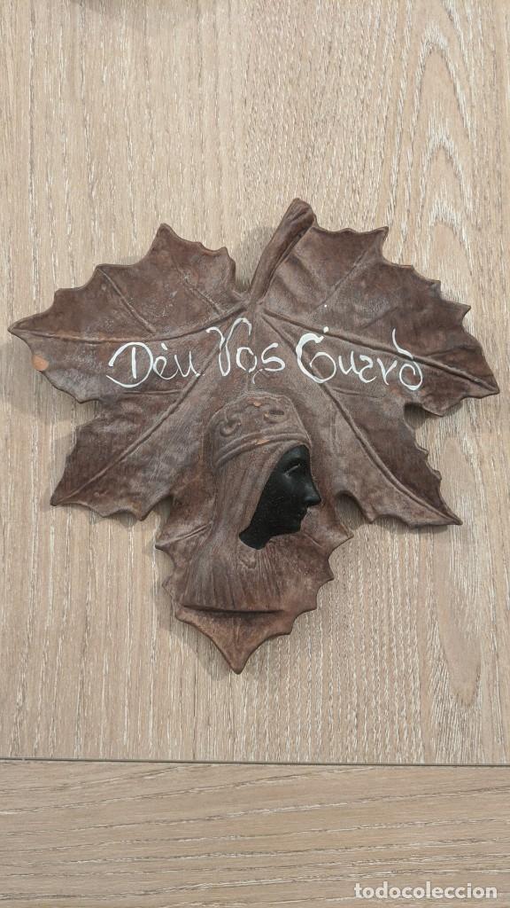 Antig&uuml;edades: FIGURA HOJA &rdquo;D&Egrave;U VOS GUARD&rdquo; - Foto 1