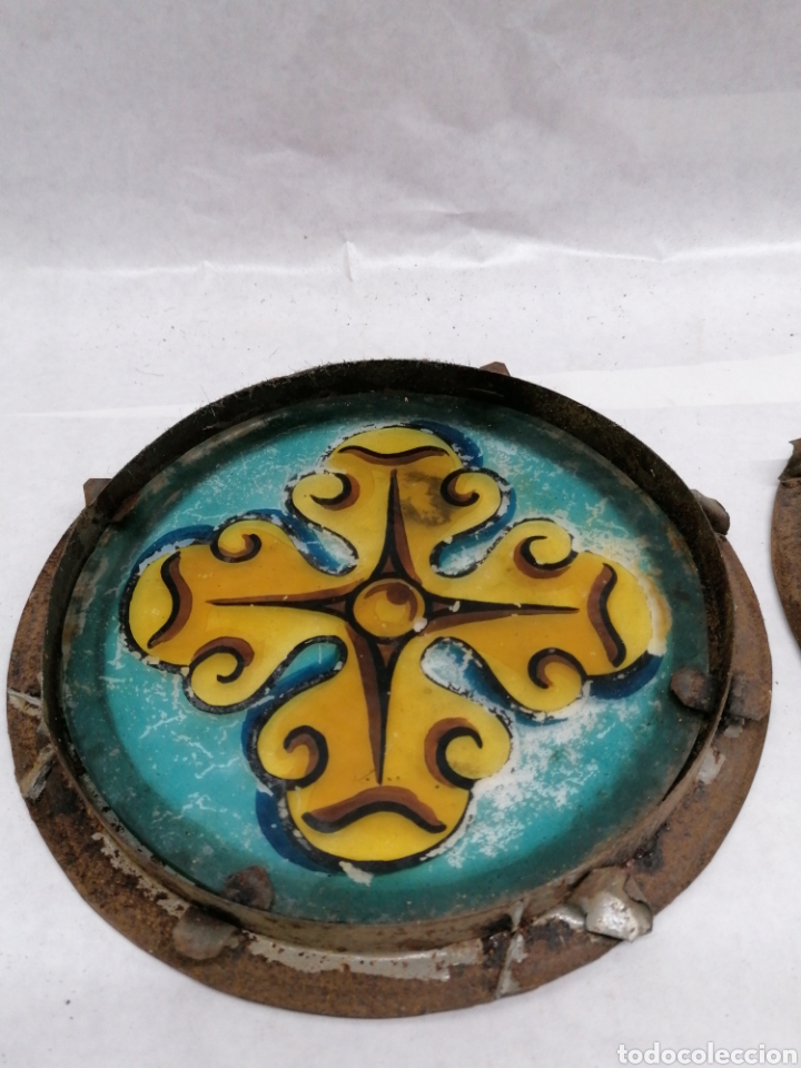 Antig&uuml;edades: 2 cristales pintados - Foto 5