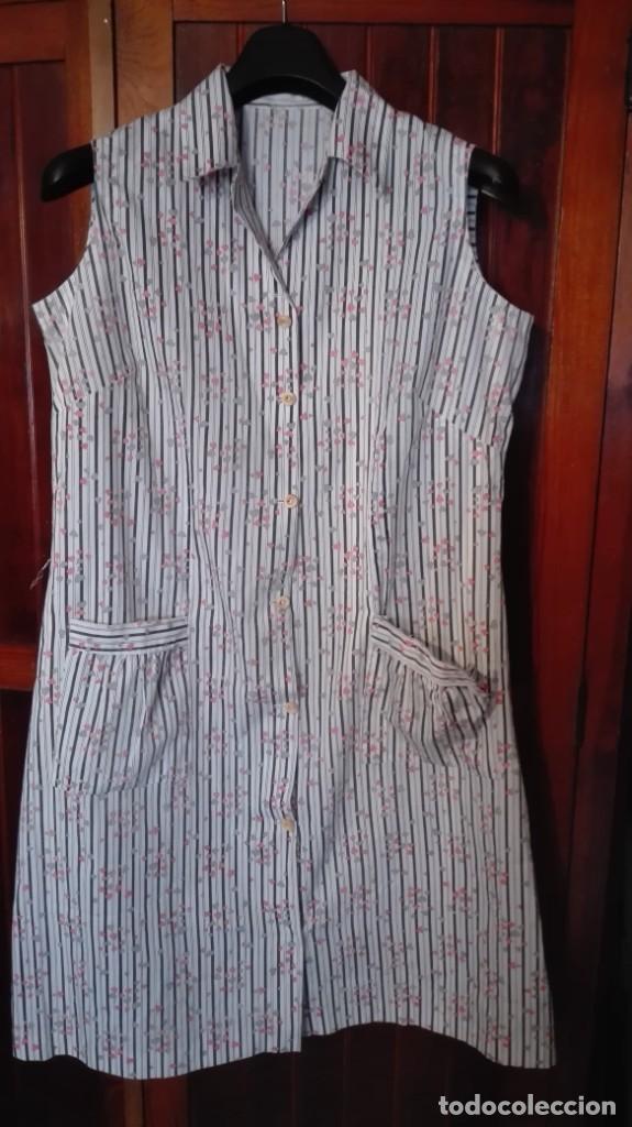 Antig&uuml;edades: Bata de verano - Foto 1