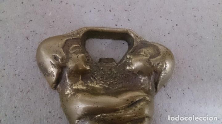 Antig&uuml;edades: BONITO Y ANTIGUO ABRE BOTELLAS DE BRONCE - Foto 9