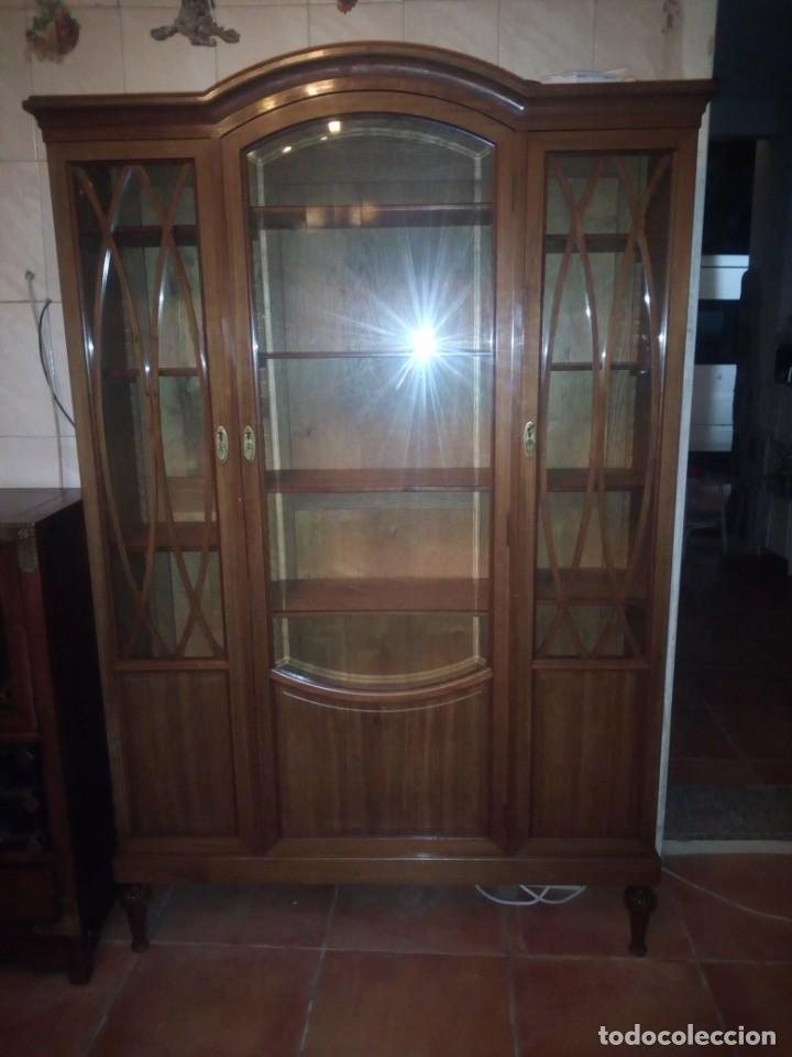 Antig&uuml;edades: Preciosa vitrina de madera de de caoba estilo ingles. - Foto 19
