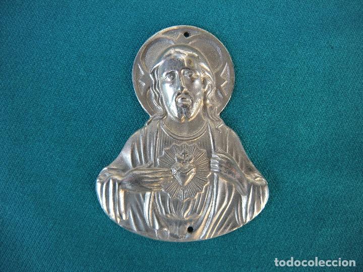 Antig&uuml;edades: CHAPA CORAZ&Oacute;N DE JES&Uacute;S PARA PUERTA - Foto 1