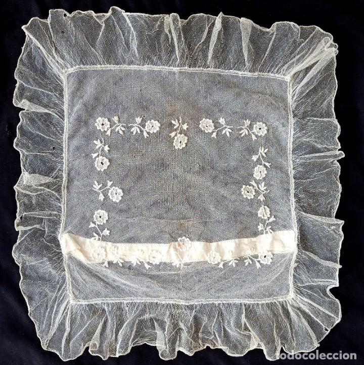Antiguidades: ANTIGUA FUNDA DE COJ&Iacute;N CON BORDADOS - PRINCIPIOS S.XX