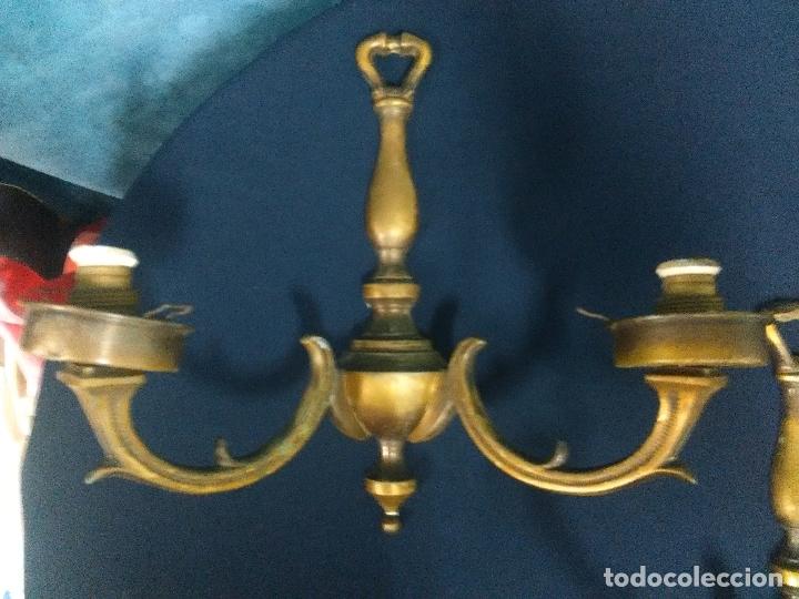 Antig&uuml;edades: PAREJA DE APLIQUES HOLANDESES BRONCE - Foto 2