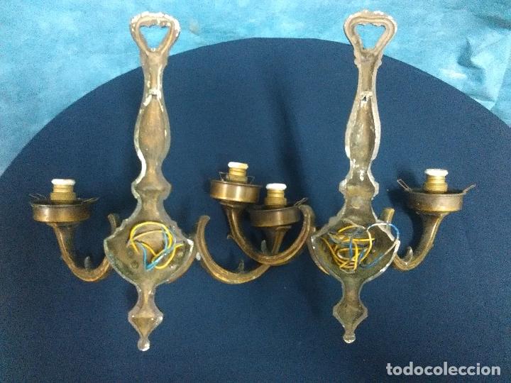 Antig&uuml;edades: PAREJA DE APLIQUES HOLANDESES BRONCE - Foto 4