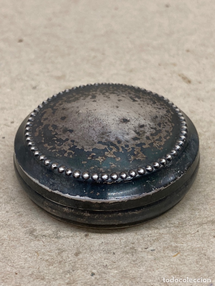 Antig&uuml;edades: Cajita de plata /K04 - Foto 1