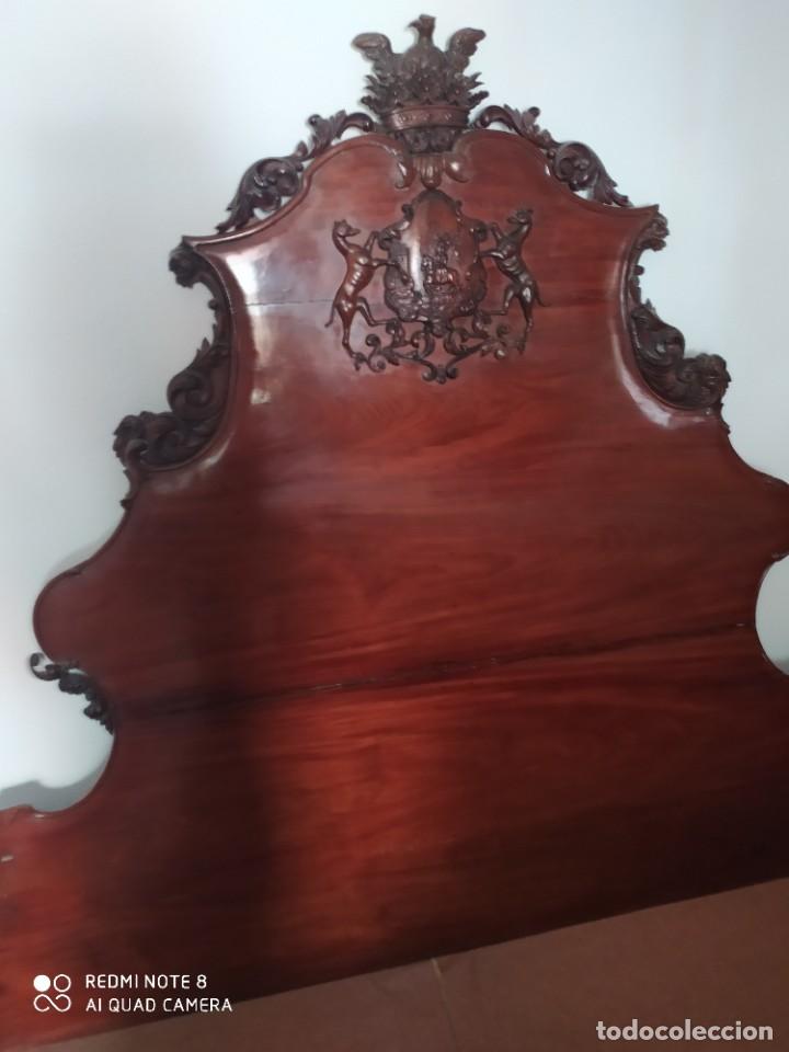 Antig&uuml;edades: Cabecero de cama antigua. - Foto 5