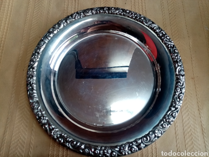 Antig&uuml;edades: Bandeja de Meneses - Foto 1