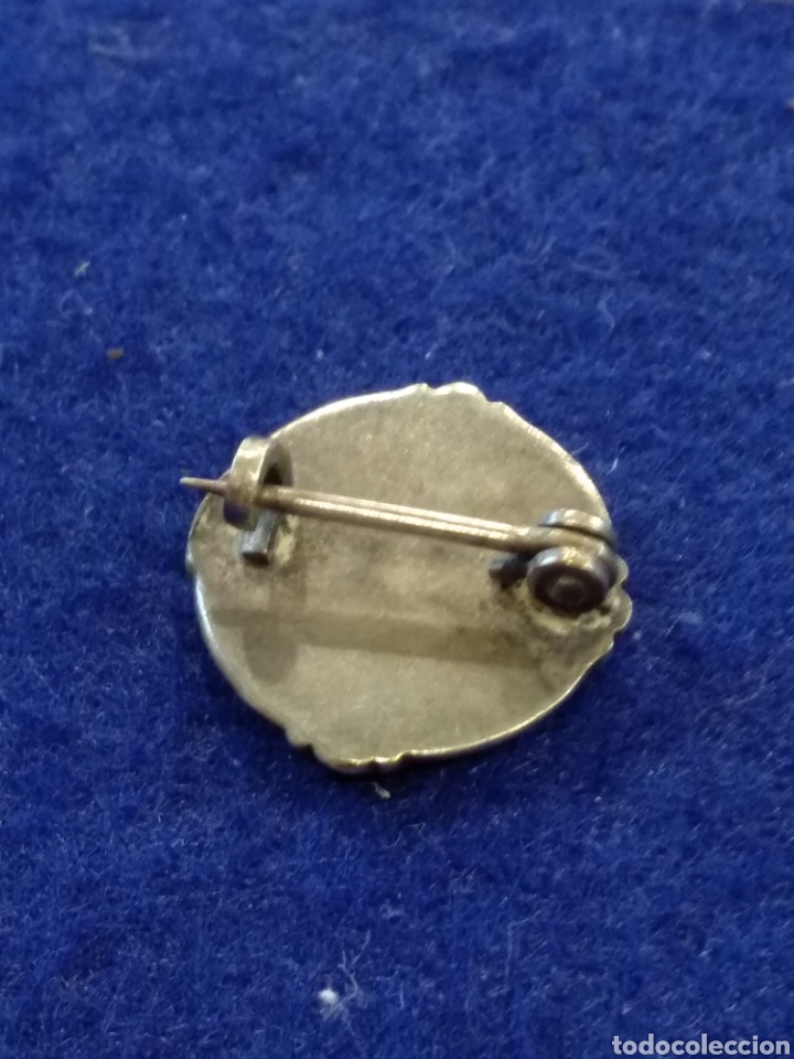 Antig&uuml;edades: Broche religioso de plata, virgen - Foto 2