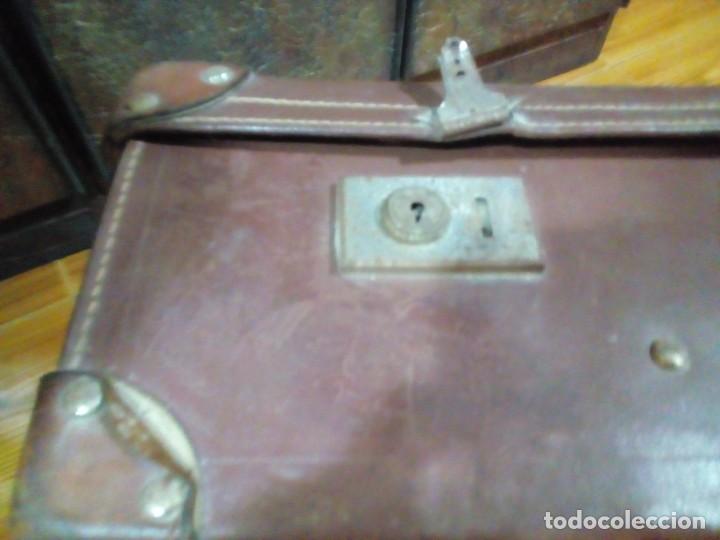 Antig&uuml;edades: ANTIGUA MALETA DE CUERO - Foto 11