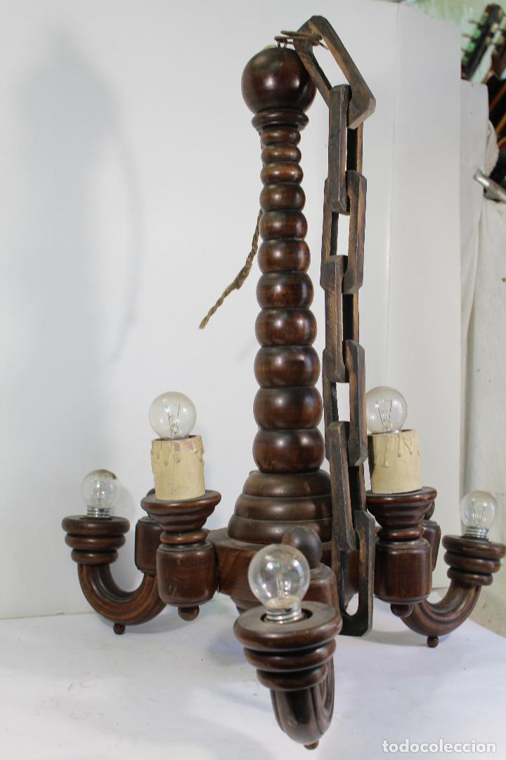 Antig&uuml;edades: lampara de techo antigua en madera - Foto 3