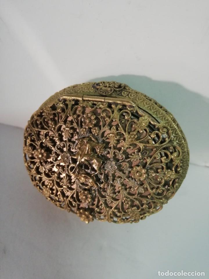Antig&uuml;edades: CAJA DE BRONCE DORADO S. XVIII - Foto 2