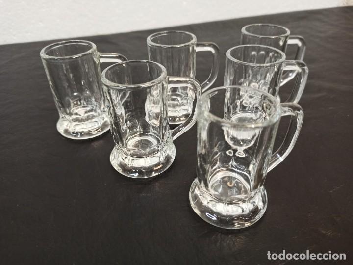 Antig&uuml;edades: 6 Jarritas de licor. C22 - Foto 2