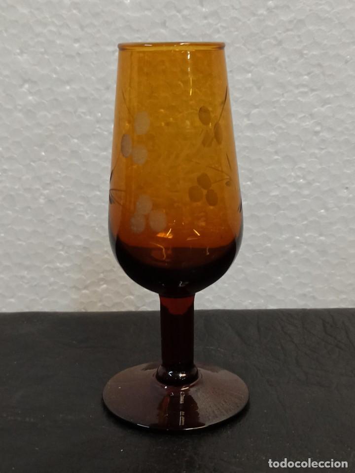 Antig&uuml;edades: 12 copas a&ntilde;os 70. C22 - Foto 7