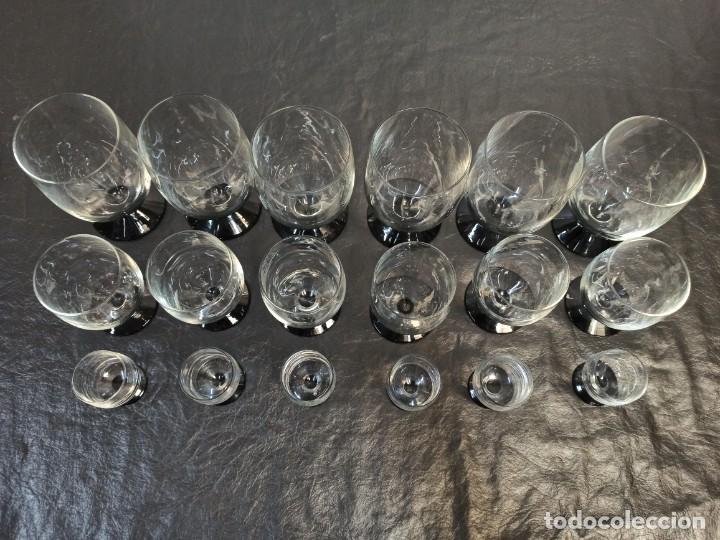 Antig&uuml;edades: Conjunto de 18 copas. C22 - Foto 2