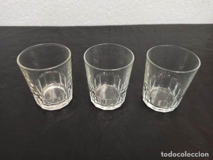 Antig&uuml;edades: 3 Vasos de vino. C-22 - Foto 1