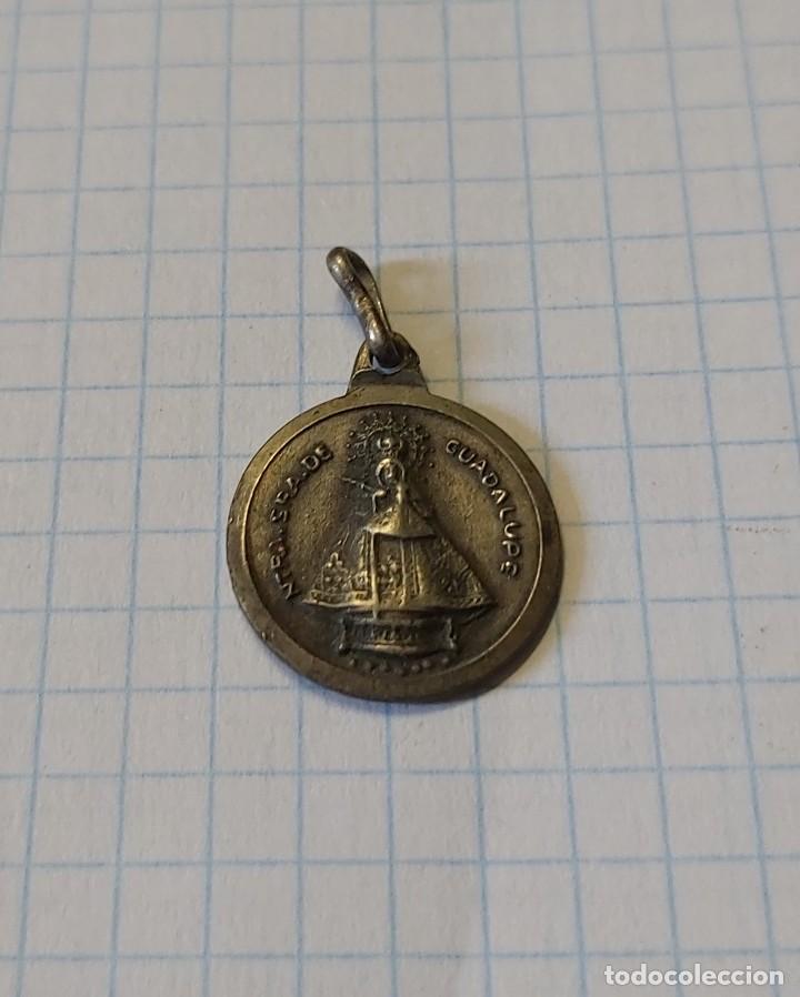 Antig&uuml;edades: Medalla religiosa - Foto 1
