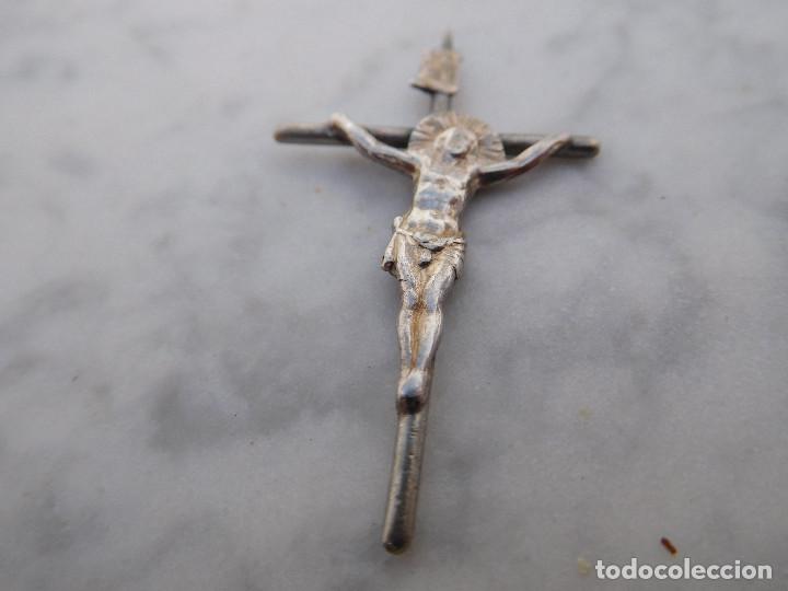 Antig&uuml;edades: Crucifijo de plata antiguo - Foto 2