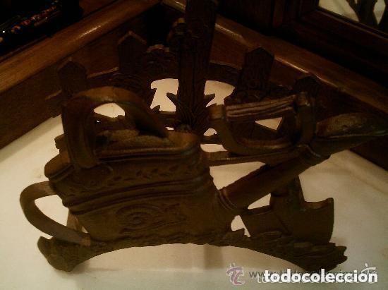 Antig&uuml;edades: SOPORTE DE HIERRO PARA MANGUERA - Foto 4