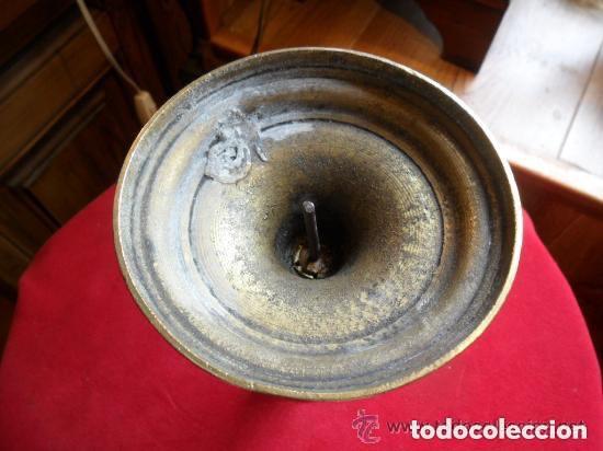 Antig&uuml;edades: CANDELABRO DE BRONCE SIGLO XIX - Foto 2