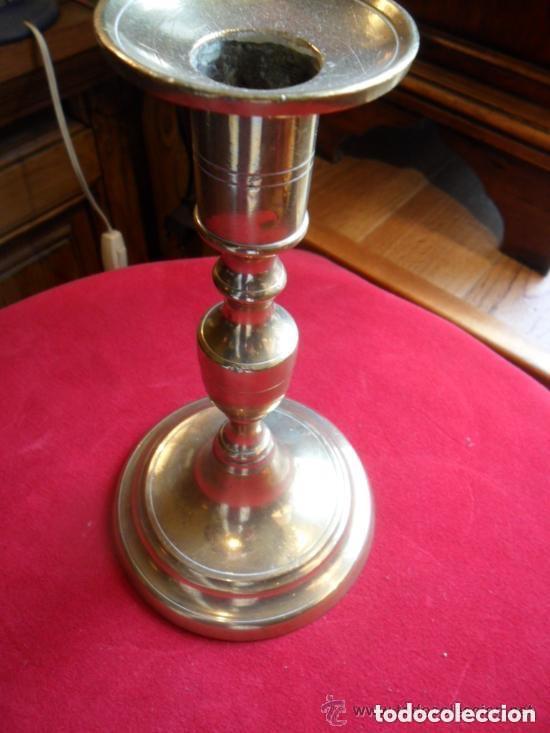 Antig&uuml;edades: CANDELABRO DE BRONCE SIGLO XIX - Foto 4